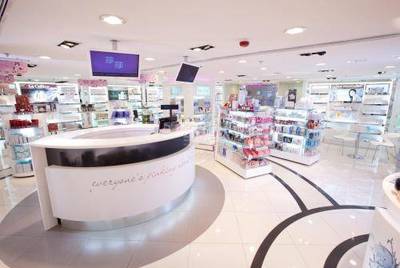 莎莎、卓悅業績回暖，化妝品零售巨頭瞄準大健康品類拓展新增長